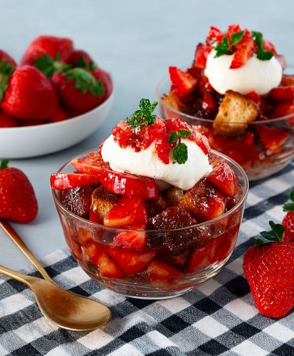 Strawberry Panzanella Salad